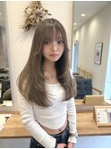 オリーブベージュ×レイヤーカット