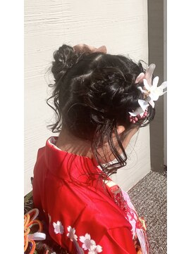 ローブ(L'aube) フワフワおだんごスタイル