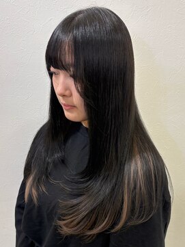 ルーブ トウキョウ(Loob. TOKYO) インナーで魅せる　"ミルクティーカラー"