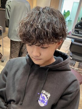 men's salon Gaudi 西宮北口店【メンズサロン ガウディ】【4月3日OPEN(予定)】 メンズツーブロック刈り上げマッシュ×波巻きツイストスパイラル