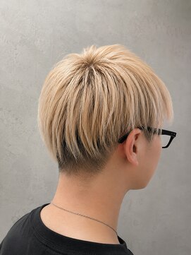 ソラヘアー(SORA hair) ハイトーンで魅せる王道韓国マッシュショート