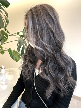 フェーディン(fa/din) コントラストホワイトハイライトグレージュ