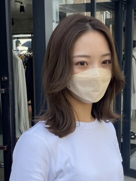 ウェイズ トウキョウ(Ways TOKYO) パツっとミディアムヘア～流れる顔まわり