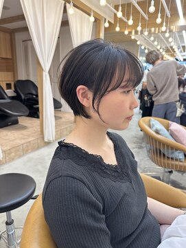 ロンドアジュール 横浜(Lond azur) 顔が出ない！ショートの中でも短すぎないショート　横浜ショート