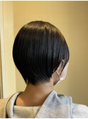 ショートボブ