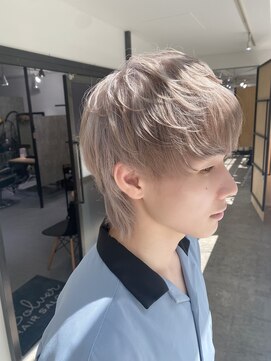 ソルバー(SOLVER) ホワイトベージュ×マッシュウルフ