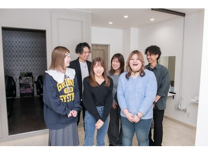 ミングルクラーロヘアー(MINGLE CLARO hair)の写真