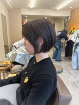 ソルバイシーループユナイテッド(soru by C-LOOP UNITED)&nbsp;大人美人丸みショートボブ白髪ぼかしハイライト川崎20代30代40代