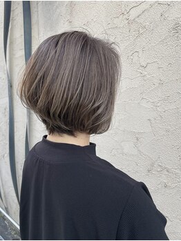 タビー(tabby)の写真/【お悩み解消◎】白髪や髪質のお悩みに合わせ、色味とツヤ感を両立したスタイルをご提案します。