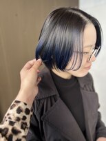 ラクレ(d.la cle)&nbsp;毛先ブルーとクールなボブ【ラクレ/萩原】