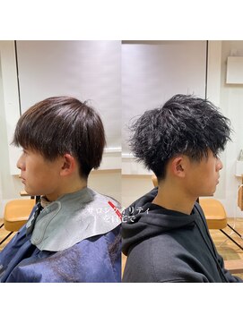 ネイビー(NAVY) 黒髪 フェザーマッシュ ツイストスパイラル 前下がりマッシュ