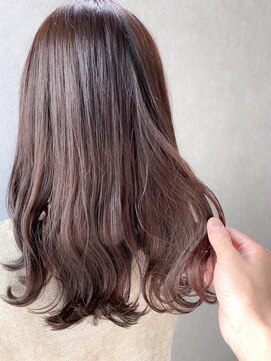 ジーナ 福岡天神(Zina) 小顔セミウェットウェーブピンクベージュハイライトカラー