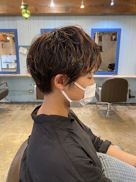 トワイロ(TOWAIRO) 短めショートにクシャッとニュアンスパーマ