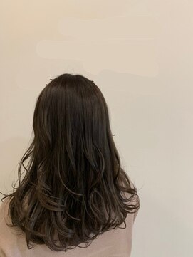 ヘアブランコブランコ 横浜(hair blanco_blanco) 似合わせカット/くびれヘア/デザインカラー/艶ボルドー[横浜駅]