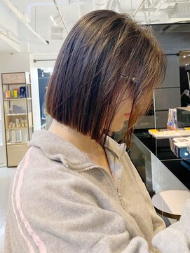 ケーツー心斎橋 クイーンズガーデン バイ ケーツー(K two QUEEN'S GARDEN by K two) 似合わせボブ*切りっぱなしボブ*ハンサムショートボブ*艶カラー