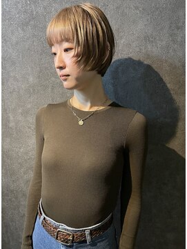 エイシンク(async) ハイトーンボブウルフ