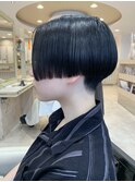 黄金比　刈り上げ女子　耳掛け　ショート　アシンメトリー　仙川