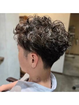 ディードア ヘア ヴィジョン(Ddoor hair vision) ツーブロツイストスパイラル