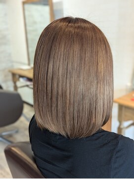 シムニーヘアー(Simney hair) 透け感ベージュ
