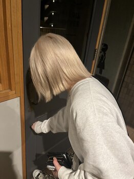 チョップショップ アット アメリア 宝塚店(CHOP SHOP at Ameria)の写真/メンズ/レディースもハイトーンでTRもしっかりダメージケアをして、毛先まで艶のある潤う☆
