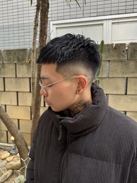 ローグ(Logue) スキンフェード/フェードパーマ/バーバー/クロップ/メンズサロン