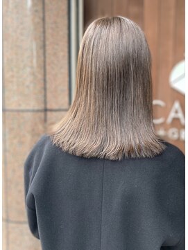 ケースプラスグリーン(CASE+GREEN) ◎明るめグレージュ×ロブ