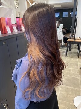 ハニーベージュ/ライトブラウン/インナーカラー/コテ巻き/越谷