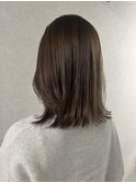 オリーブベージュ