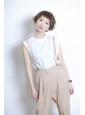 バレイヤージュで小顔なフレンチショート