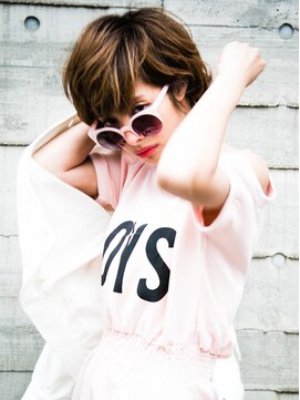 リリアン 青山(relian) 似合わせカットが上手いと評判で予約殺到中のrelian