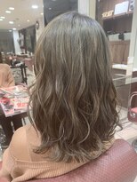 ヘアデザイン トリップ(HAIR DESIGN TRIP)&nbsp;グレージュ☆