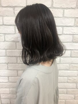 シュガー ヘアアンドネイル 仙台(SUGAR) ブルーブラックオリージュくびれミディ切りっぱなしボブ外ハネ