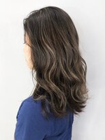 アイティー バイ アルバム 浦和店(IT by ALBUM) ハイライトロング_ハイライトカラーオリーブカラー_ba241111