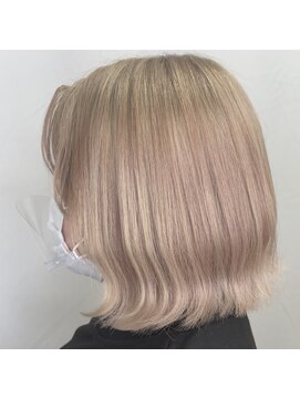 ロンドアジュール 横浜(Lond azur) ペールミルクティーベージュ