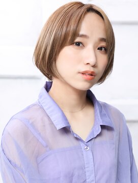 クラッチ 博多(CLUTCH) 大人可愛い小顔美髪ツヤ髪くすみブラウンひし形ショートA3