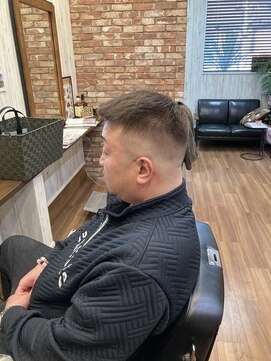 ライズヘアー(RISE HAIR) スキンフェード+カラー