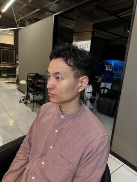 アイズ 海老名(AIZU) 極道パーマ フェードカット メンズカット スパイラルパーマ