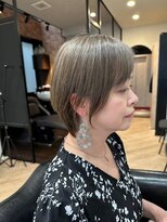 ハーツ(Heart's) 白髪ぼかし/イメチェンヘアスタイル/前髪カタログ/ショートボブ