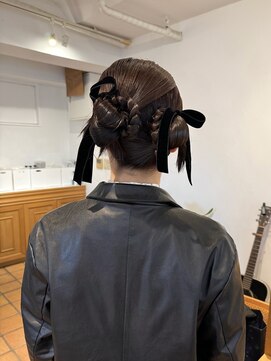 メロウ(MELLOW) ツインシニヨン/卒業式/結婚式/タイトアレンジ/お団子ヘア