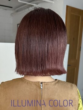 クイーン ●イルミナ専用トリートメント　イルミナCCヴェール使用