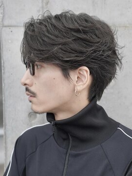 レタッチバイフィフス(RETOUCH by fifth) フェザーパーマ毛流れセンターパートニュアンスパーマ原宿