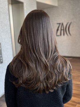 ザック ヴィ(ZACC  vie) レイヤーヘア