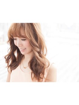 話題のオーガニックカラー"Villa Lodola(ヴィラロドラ)"取扱い!天然由来成分92%で繰り返しても美髪が続く♪