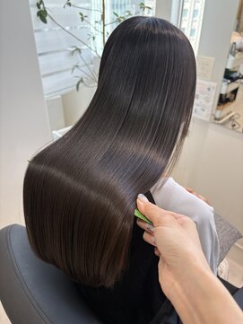 エミュスト(Emuest) 30代 髪質改善 トリートメント ストレート 潤い 艶髪