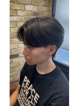 モナン 新宿(Monan) 毛流れセンターパート