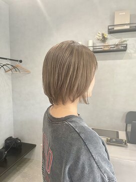 キャラメルベージュ×ショートボブ♪