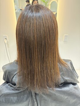 フルー 都立大学店(Fleu r) 白髪ぼかしハイライト