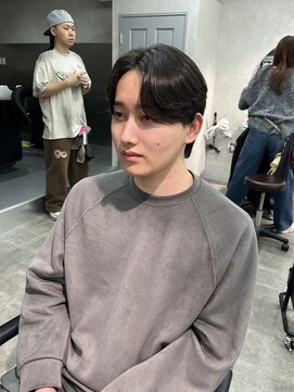 ジーニー 千葉(GENiE) 毛流れセンターパート/ウルフ/韓国ヘア/山本うらら