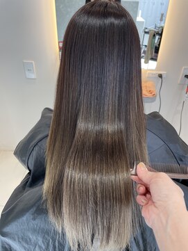 フルー 都立大学店(Fleu r) プレミアム縮毛矯正