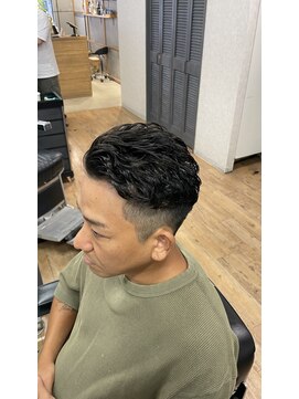 サニーズ バーバー(Sunny's barber) フェード×ウェーブオールバック
